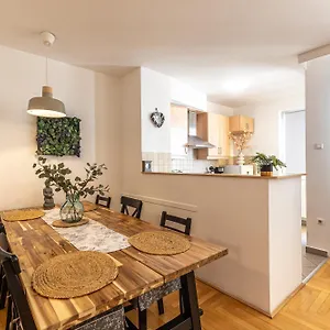 Gozsdu White Raven Residence 305 , Budapest Ungheria